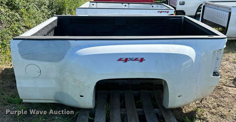 image for item DM6512 2015 Chevrolet Silverado 3500  pickup truck bed