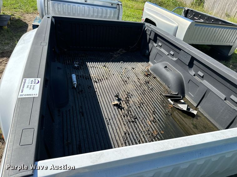 image for item DM6512 2015 Chevrolet Silverado 3500  pickup truck bed