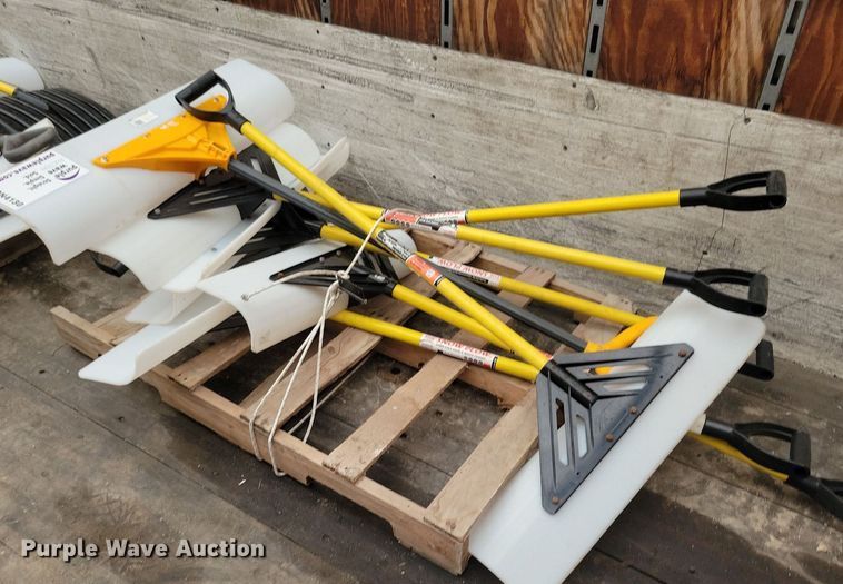 image for item DN4130 (7) The Snow Plow snow shovels