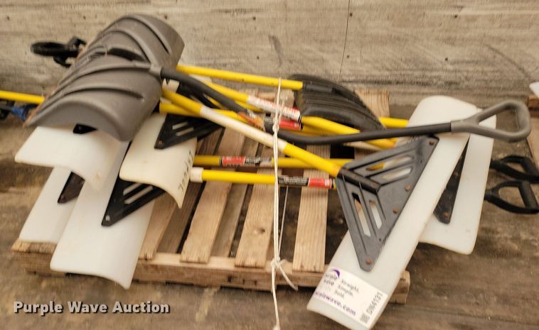 image for item DN4131 (9) The Snow Plow snow shovels
