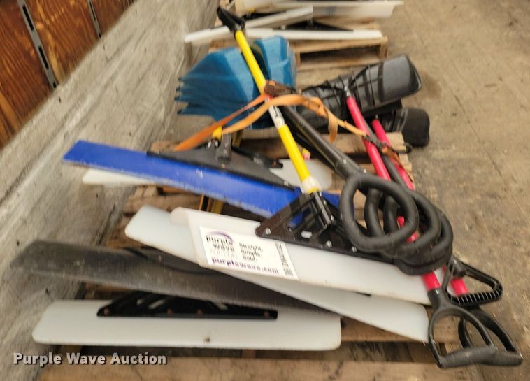 image for item DN4132 (13) The Snow Plow snow shovels