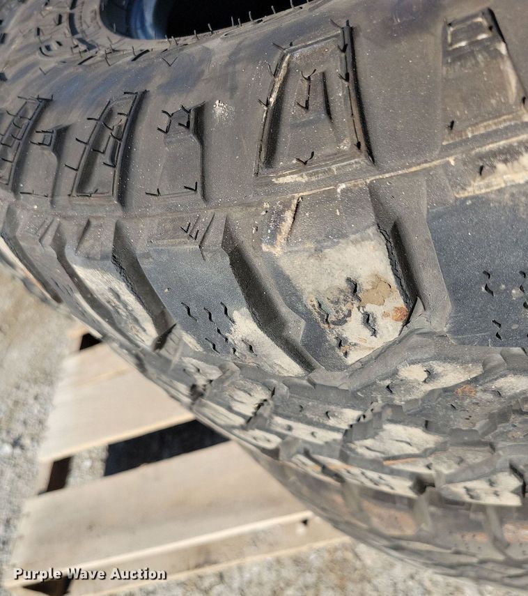 image for item DN4135 (4) Goodyear Wrangler LT275/65R18