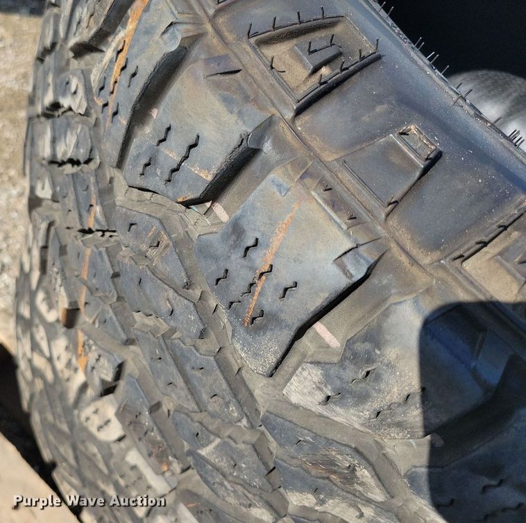 image for item DN4135 (4) Goodyear Wrangler LT275/65R18