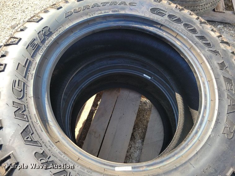 image for item DN4135 (4) Goodyear Wrangler LT275/65R18