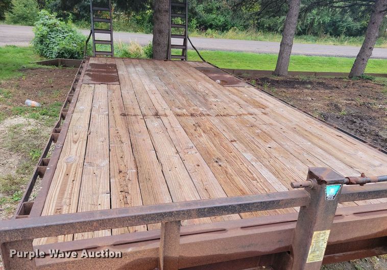 image for item DN4136 2002 PJ  equipment trailer