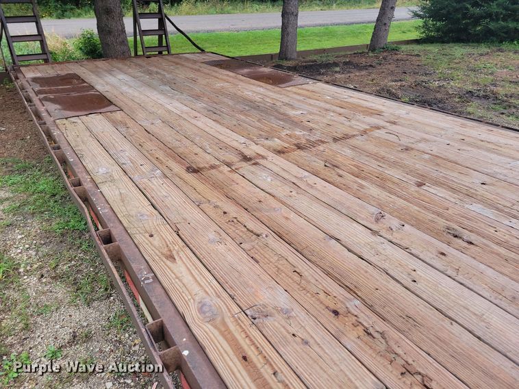 image for item DN4136 2002 PJ  equipment trailer