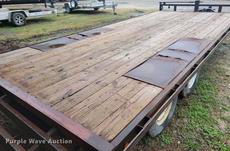 image for item DN4136 2002 PJ  equipment trailer