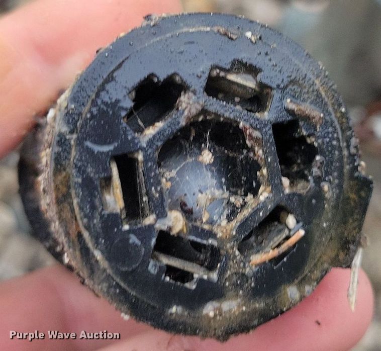 image for item DN4137 2017 Carry On 5X8G  utility trailer