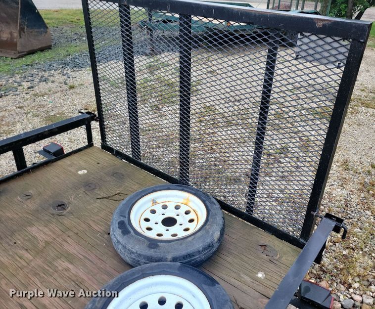 image for item DN4137 2017 Carry On 5X8G  utility trailer