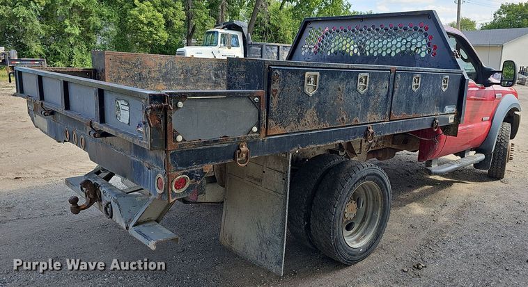 image for item DN8724 2006 Ford F450 Super Duty XL  flatbed truck