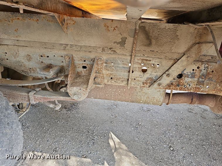 image for item DN8724 2006 Ford F450 Super Duty XL  flatbed truck