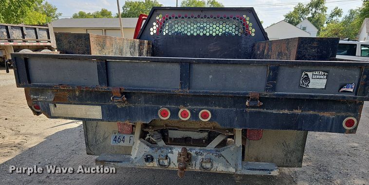 image for item DN8724 2006 Ford F450 Super Duty XL  flatbed truck