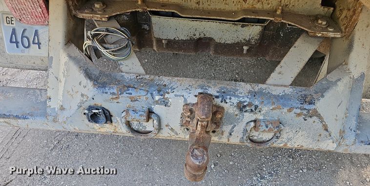 image for item DN8724 2006 Ford F450 Super Duty XL  flatbed truck