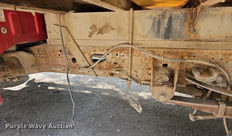 image for item DN8724 2006 Ford F450 Super Duty XL  flatbed truck