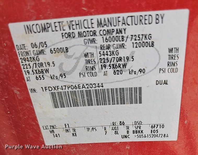 image for item DN8724 2006 Ford F450 Super Duty XL  flatbed truck