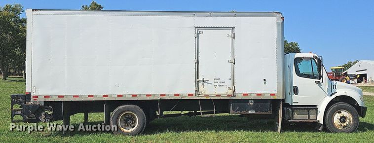 image for item DN8736 2007 Freightliner Business Class M2  box truck