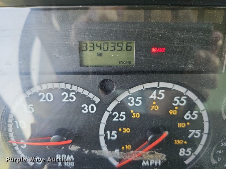 image for item DN8736 2007 Freightliner Business Class M2  box truck