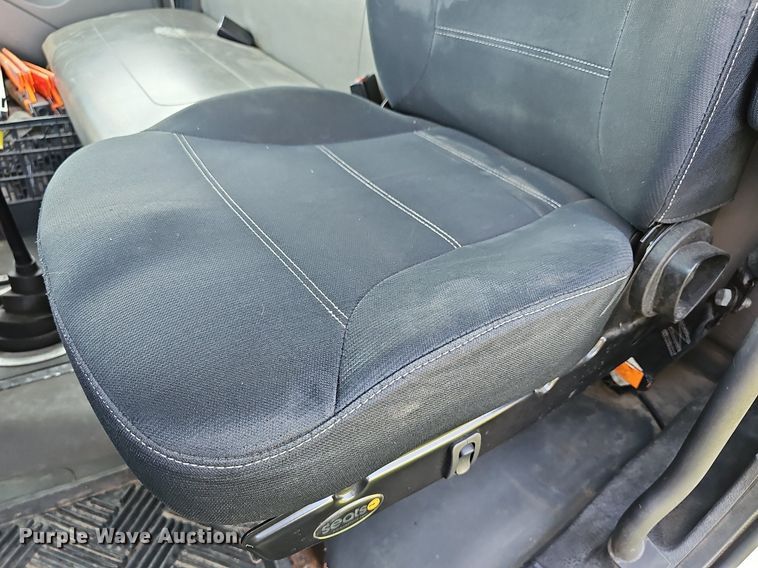 image for item DN8736 2007 Freightliner Business Class M2  box truck