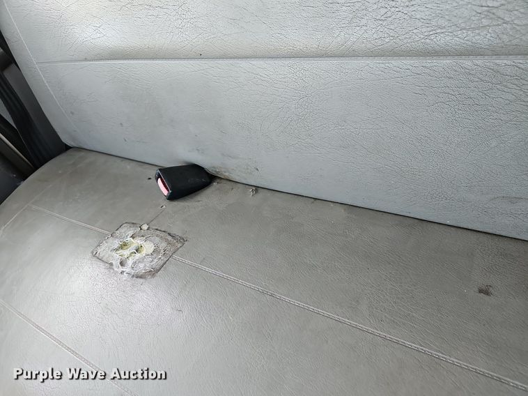 image for item DN8736 2007 Freightliner Business Class M2  box truck