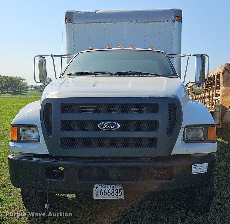 image for item DN8738 2005 Ford F750 Super Duty XL  box truck