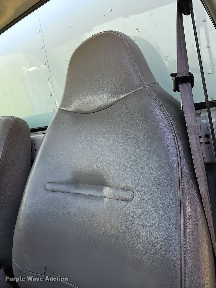 image for item DN8738 2005 Ford F750 Super Duty XL  box truck