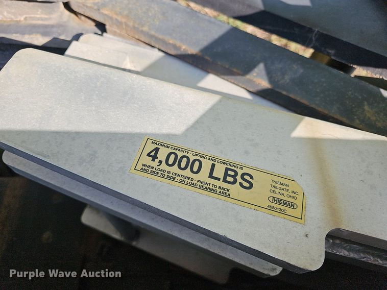 image for item DN8738 2005 Ford F750 Super Duty XL  box truck