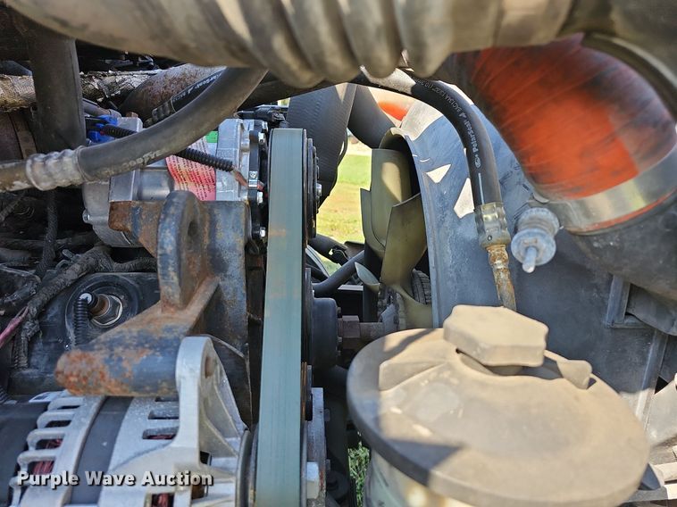 image for item DN8738 2005 Ford F750 Super Duty XL  box truck