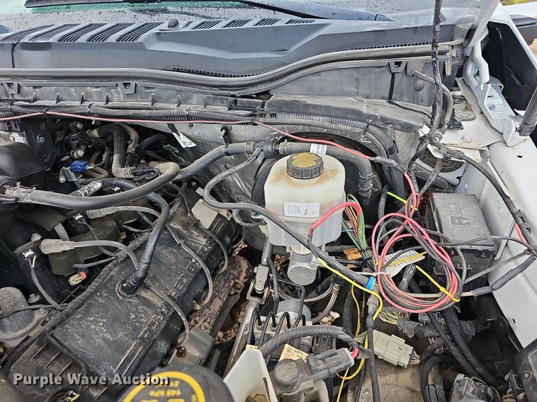 image for item DN8748 2019 Ford F350 Super Duty XL  pickup truck