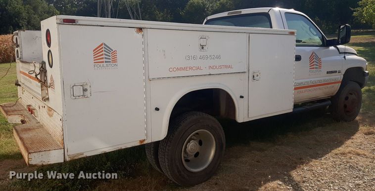 image for item DO3130 2001 Dodge Ram 3500  utility bed pickup truck