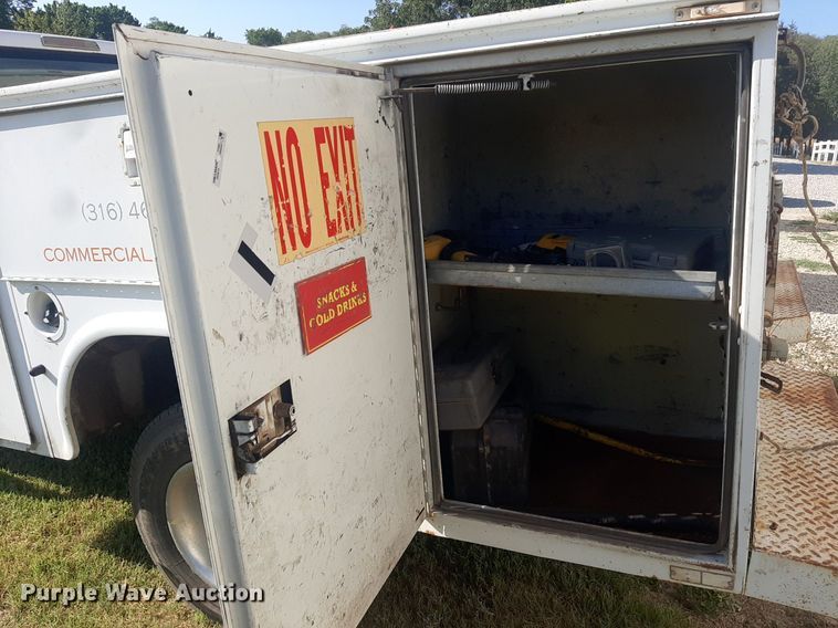 image for item DO3130 2001 Dodge Ram 3500  utility bed pickup truck