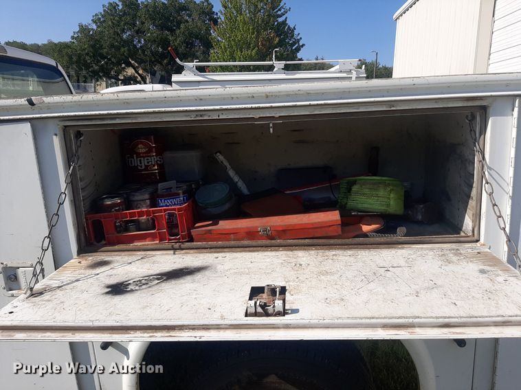 image for item DO3130 2001 Dodge Ram 3500  utility bed pickup truck