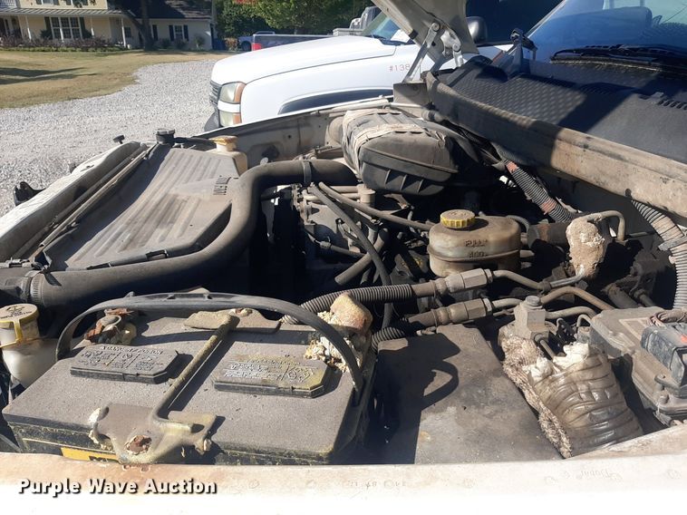 image for item DO3130 2001 Dodge Ram 3500  utility bed pickup truck