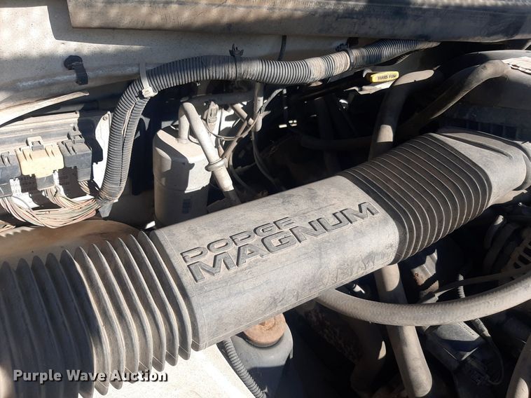 image for item DO3130 2001 Dodge Ram 3500  utility bed pickup truck