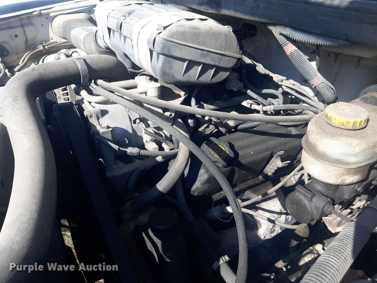 image for item DO3130 2001 Dodge Ram 3500  utility bed pickup truck