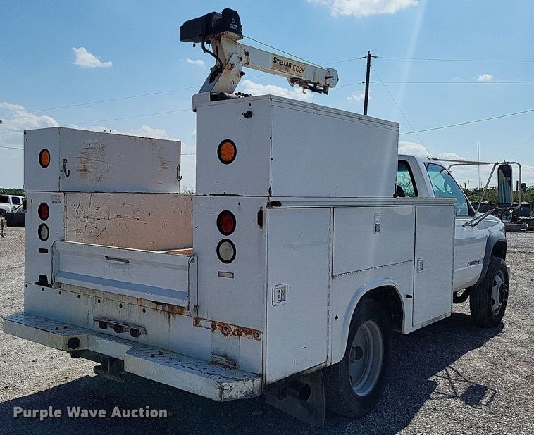 image for item DO4687 2000 Chevrolet C3500HD  utility bed pickup truck