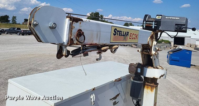 image for item DO4687 2000 Chevrolet C3500HD  utility bed pickup truck