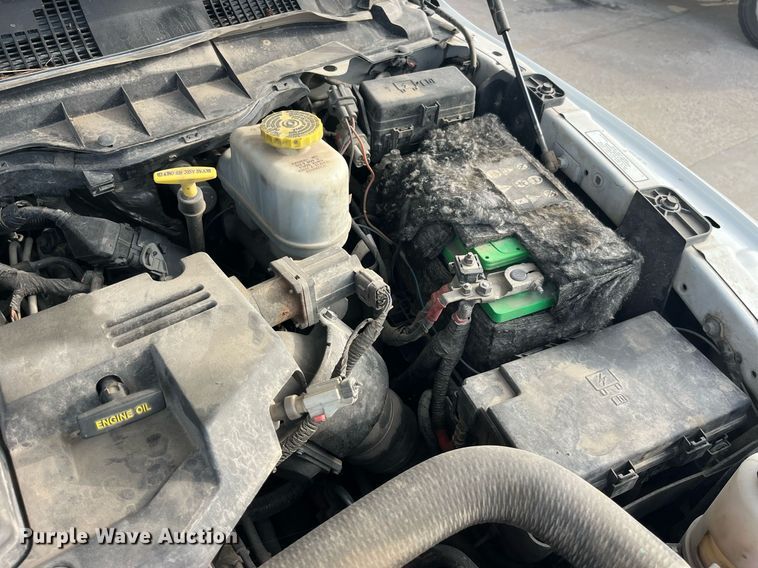 image for item DP2068 2016 Dodge Ram 5500 Heavy Duty  truck cab and chassis