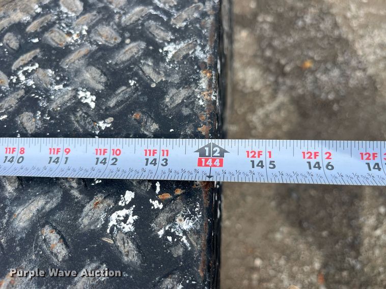 image for item DP2101 2006 Ford F450 Super Duty XL  flatbed truck