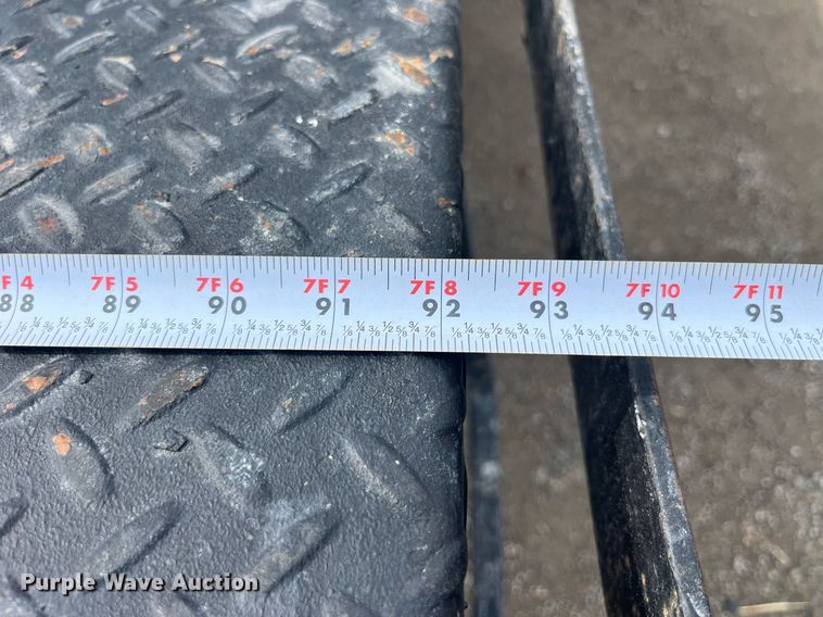 image for item DP2101 2006 Ford F450 Super Duty XL  flatbed truck