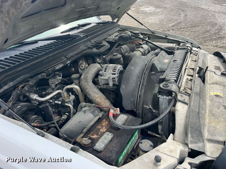 image for item DP2101 2006 Ford F450 Super Duty XL  flatbed truck