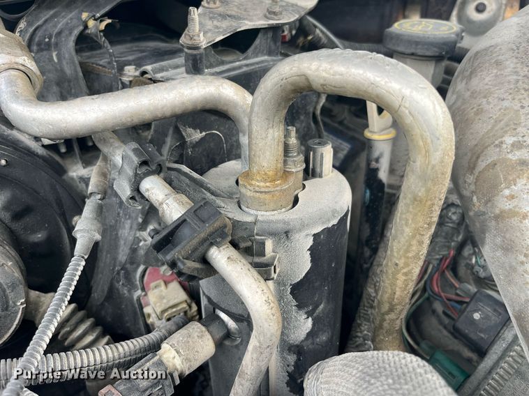 image for item DP2101 2006 Ford F450 Super Duty XL  flatbed truck