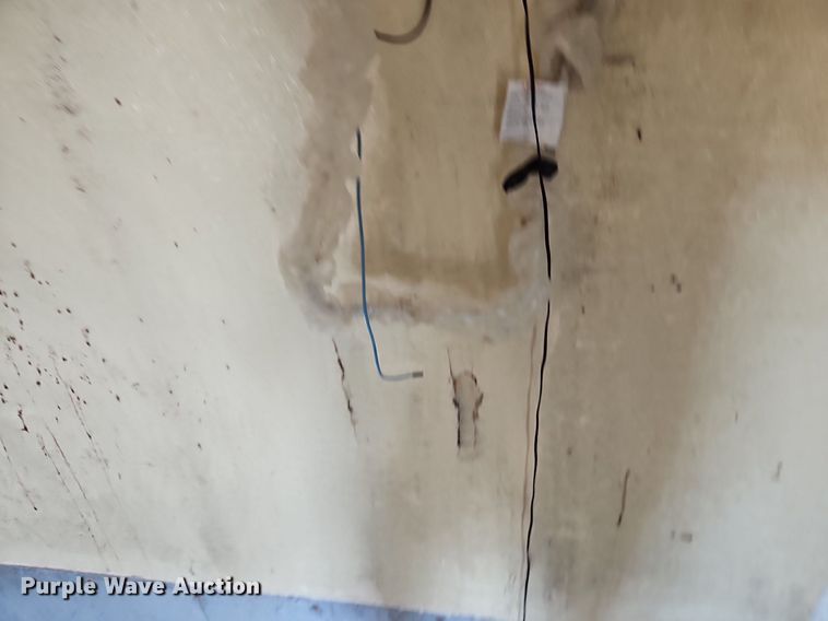 image for item DP2385 Johnson  box bed