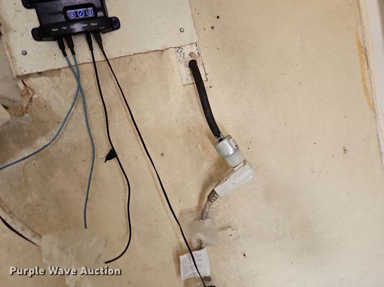 image for item DP2385 Johnson  box bed