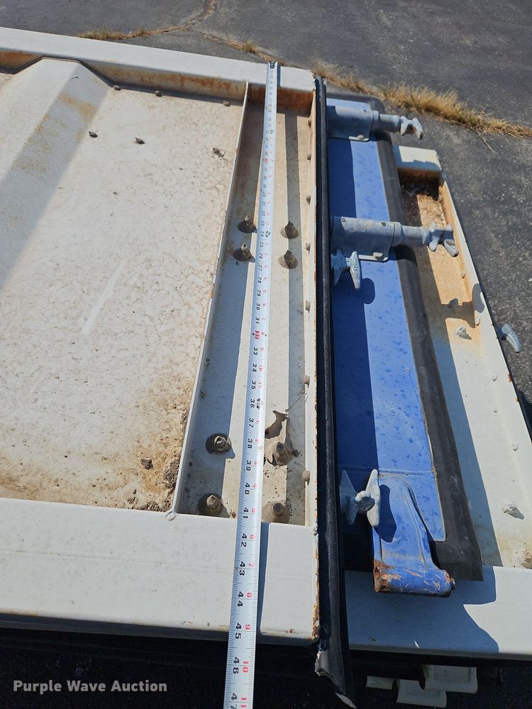 image for item DP2389 (18) shipping container doors