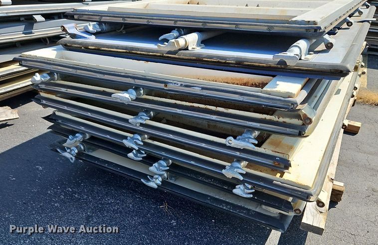 image for item DP2389 (18) shipping container doors