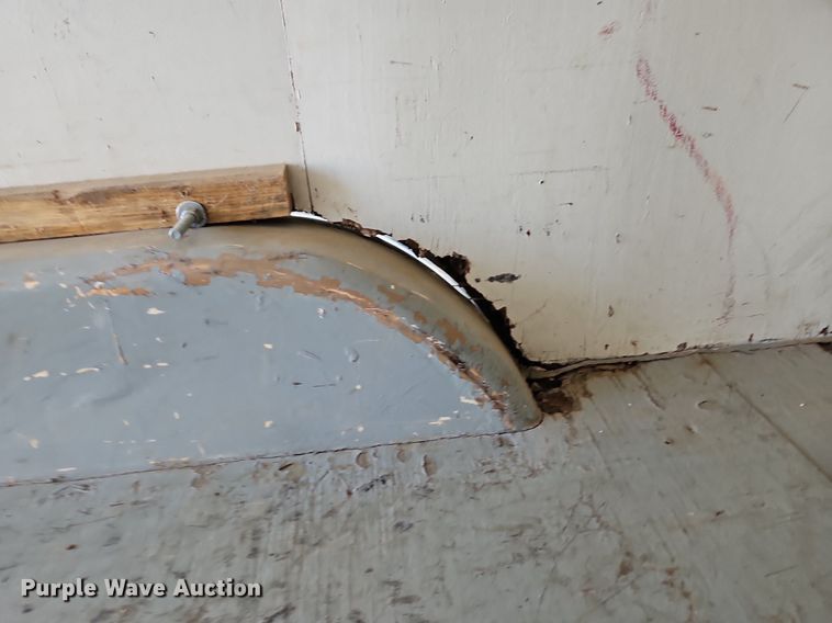 image for item DP2396 1989 Grantson Trailers  enclosed cargo trailer