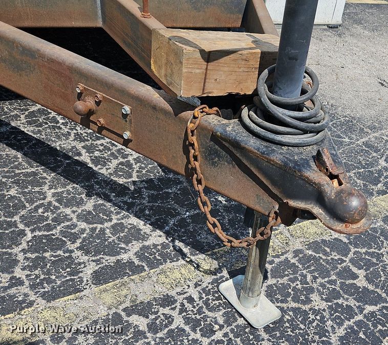 image for item DP2396 1989 Grantson Trailers  enclosed cargo trailer