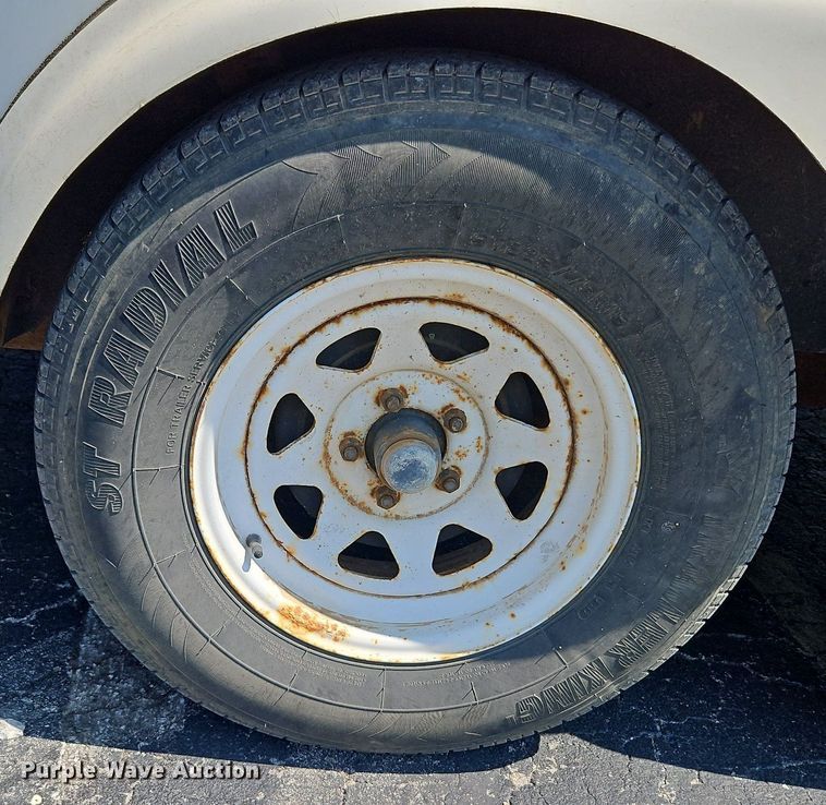 image for item DP2396 1989 Grantson Trailers  enclosed cargo trailer