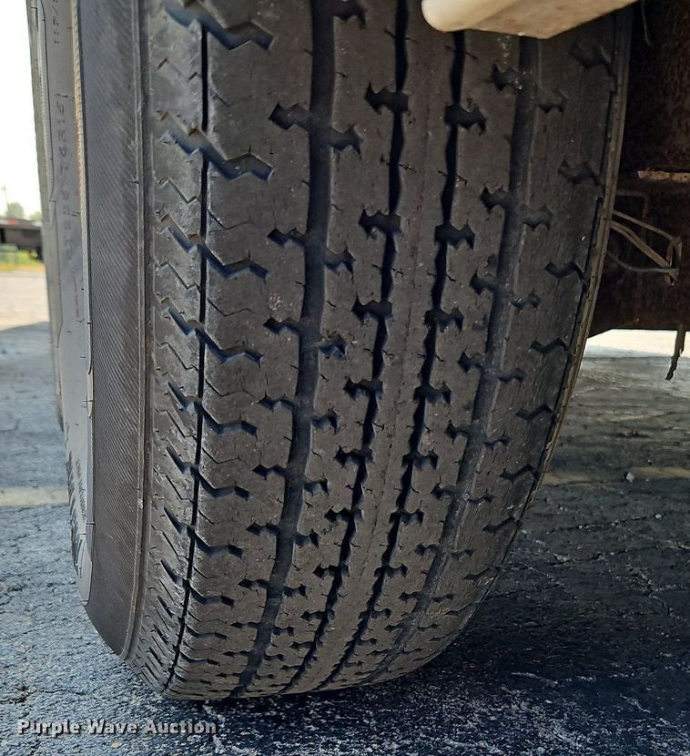 image for item DP2396 1989 Grantson Trailers  enclosed cargo trailer