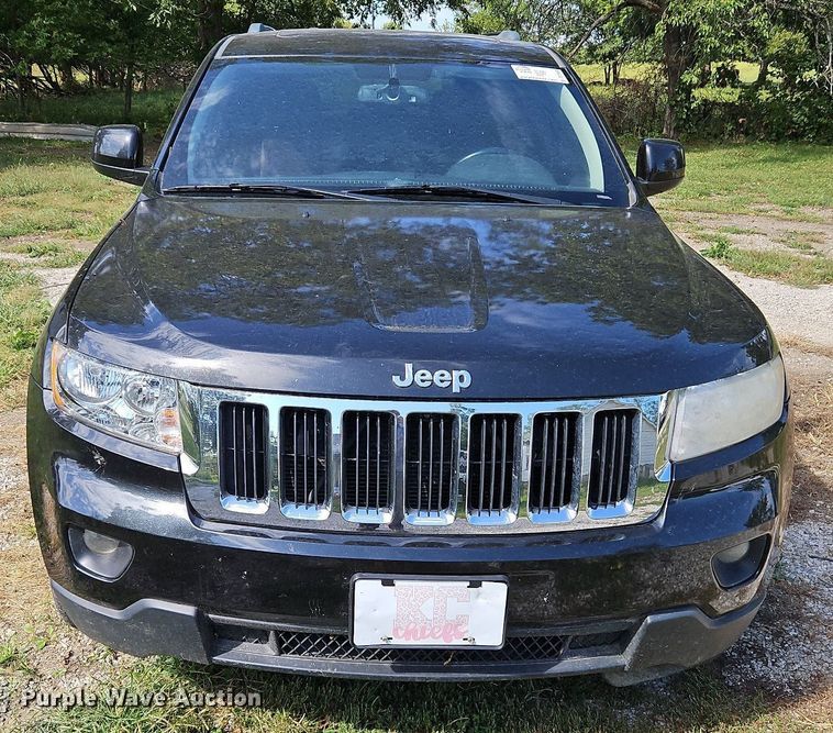 image for item DP2450 2012 Jeep Grand Cherokee Laredo  SUV
